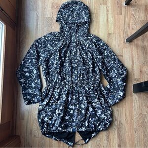 White House Black Market Floral Rain Jacket Size Large